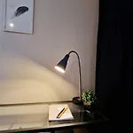 Kotoisa Kaksio Levaehdae Taeaellae Ja Parkki Appartamento *