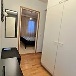 Kotoisa Kaksio Levaehdae Taeaellae Ja Parkki Appartamento *