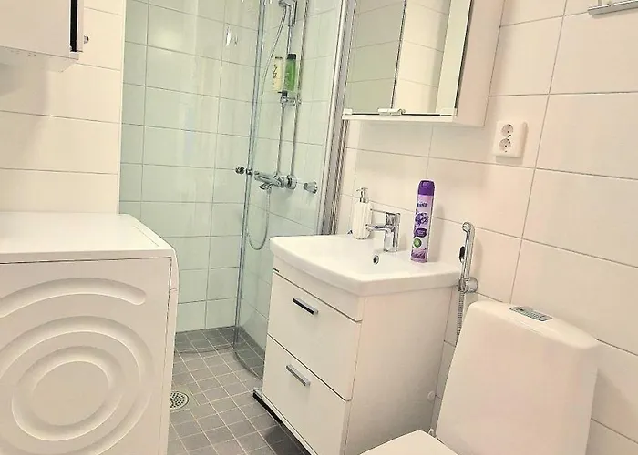 아파트 Kotoisa Kaksio Levaehdae Taeaellae Ja Parkki