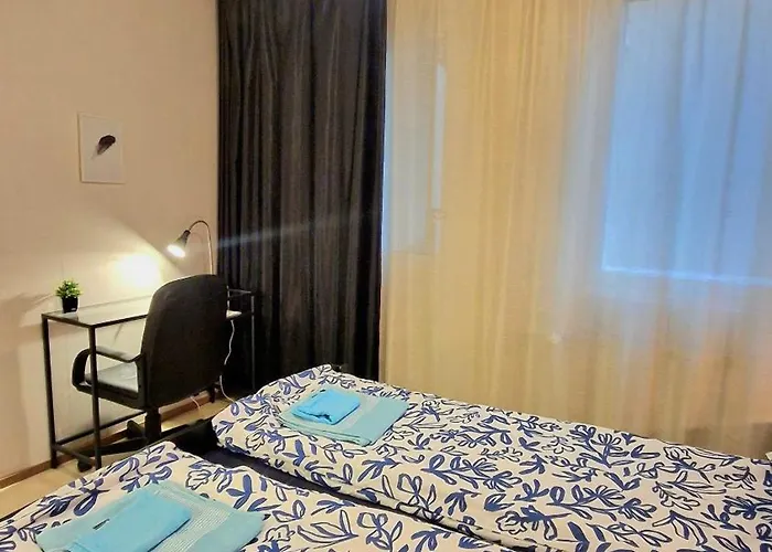 Kotoisa Kaksio Levaehdae Taeaellae Ja Parkki *