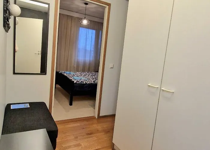 Kotoisa Kaksio Levaehdae Taeaellae Ja Parkki 아파트 *